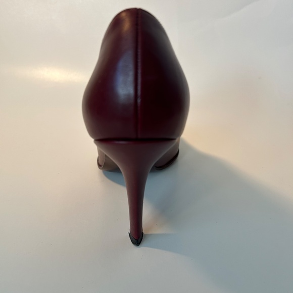 Red BCBG heels - Picture 5 of 6